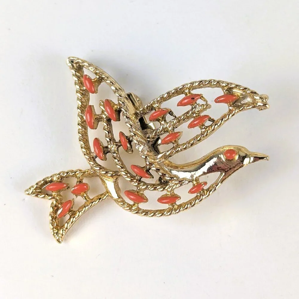 Vintage Gold-Tone Dove Brooch - Picture 1 of 3